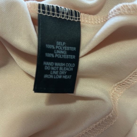 LULUS SEQUINED MAXI GOLD PARTY DRESS PIT 17 inches waist 34 inches - Picture 10 of 10